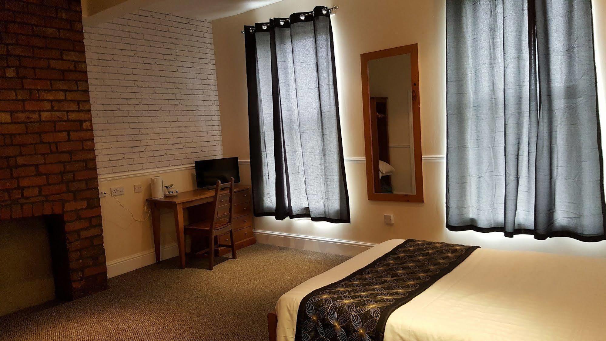 Trinity Hotel Кингстон-апон-Халл Экстерьер фото
